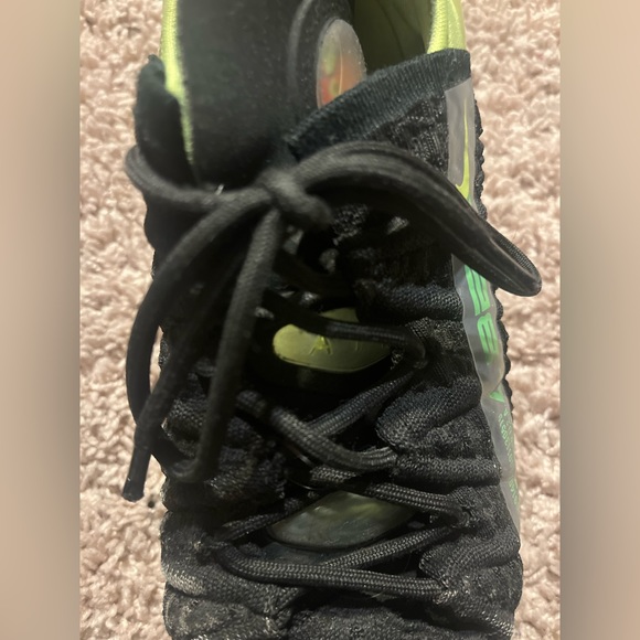 Kids lebrons 18 - Picture 5 of 8